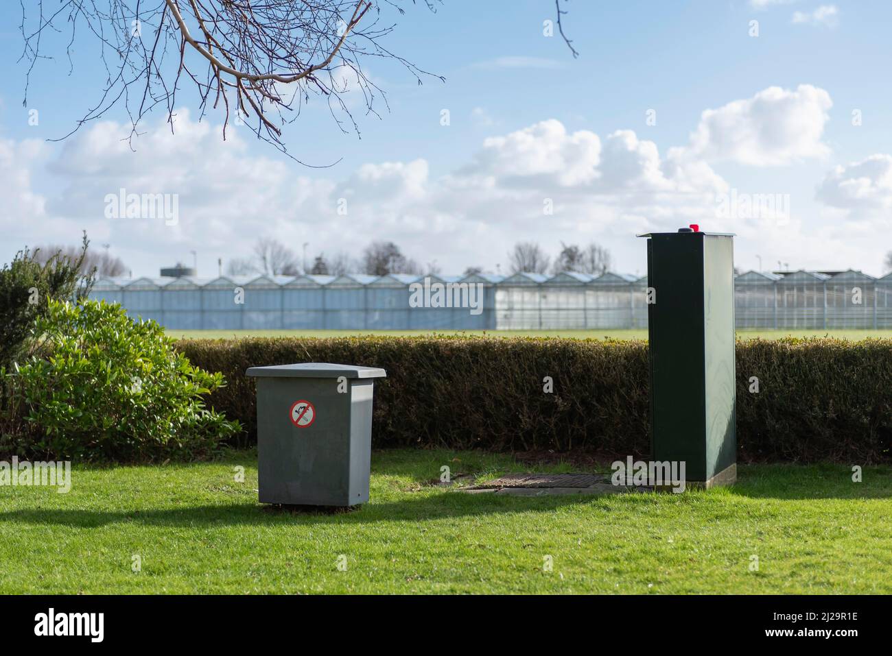 Armoire à gaz et électrique et serre Banque D'Images