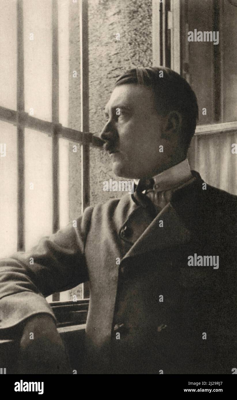 Adolf Hitler (* 20 avril 1889 à Braunau am Inn) (â€ 30 avril 1945 Berlin), chef du Parti nazi, chancelier de Reich de 1933, également Banque D'Images