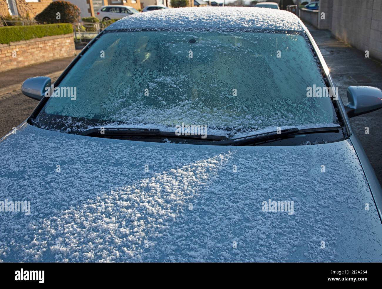 Édimbourg, Écosse, Royaume-Uni. 31st mars 2022. La marche se termine par des averses de pluie, donnant aux véhicules une légère couverture de glace et de neige ainsi qu'un départ ensoleillé. Credit: Archwhite/alamy Live news Banque D'Images