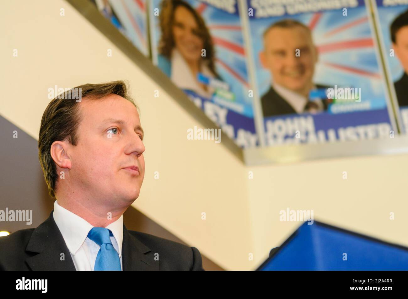 Belfast, Irlande du Nord, 4th mai 2010. David Cameron s'adresse au public lors d'une réunion du Parti unioniste Ulster. Banque D'Images