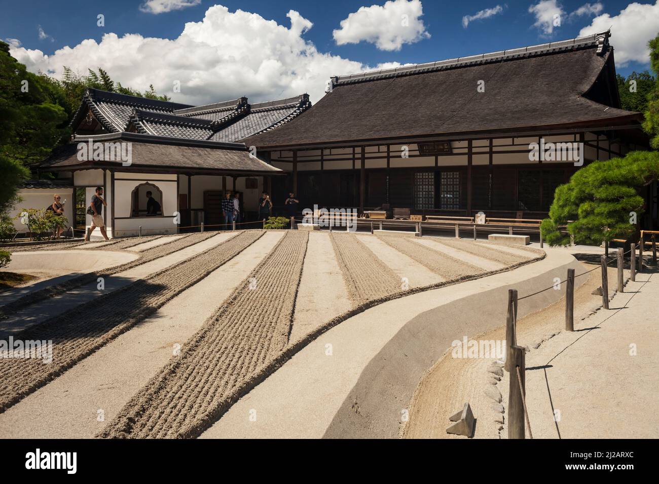 Vue horizontale du Ginshadan du jardin de sable japonais de Ginkaku-ji (ou Jisho-ji, Temple du Pavillon d'argent) Temple bouddhiste Zen, Kyoto Banque D'Images