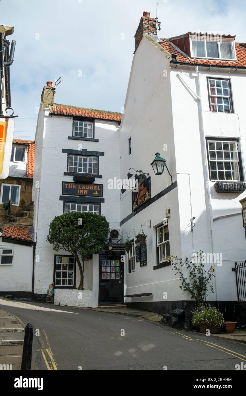 Le Laurel Inn, Robin Hoods Bay, North East Yorkshire Banque D'Images
