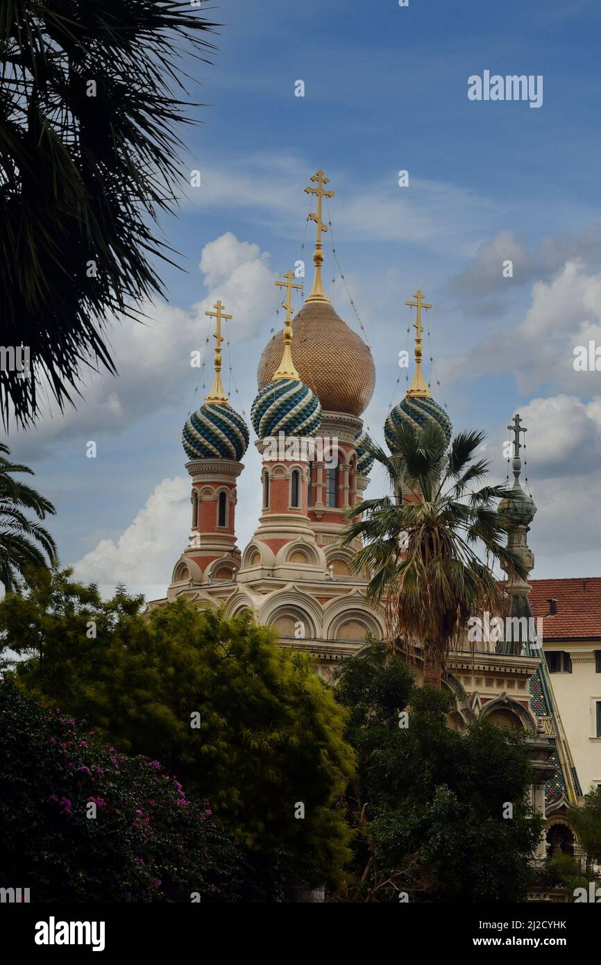 Église du Christ Sauveur (1913), une église orthodoxe construite par la noblesse russe qui avait choisi la ville comme lieu touristique, Sanremo, Ligurie Banque D'Images