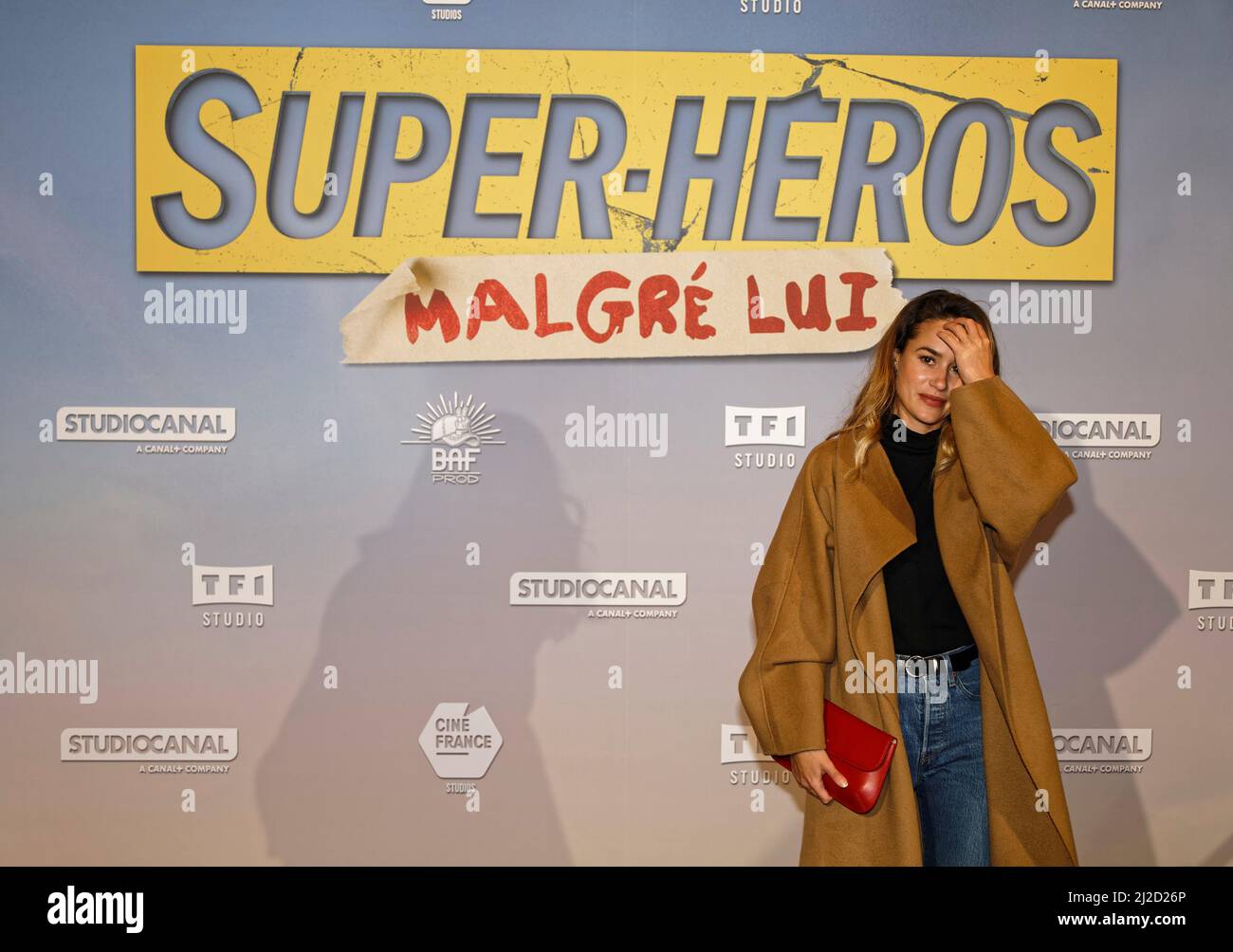 Paris, France. Le 31 janvier 2022, Alice David assiste à la première Super Heros Malgre lui le 31 2022 janvier au Grand Rex Cinema Paris, France Banque D'Images
