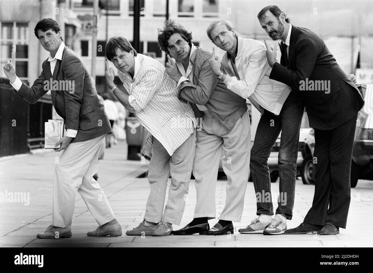 Monty python terry Banque d'images noir et blanc - Alamy