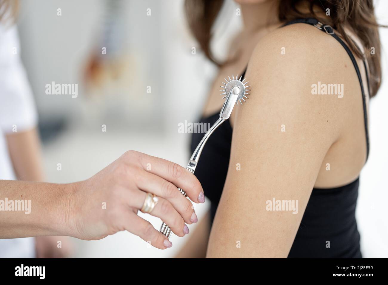 Femme au rendez-vous d'un neurologue Banque D'Images