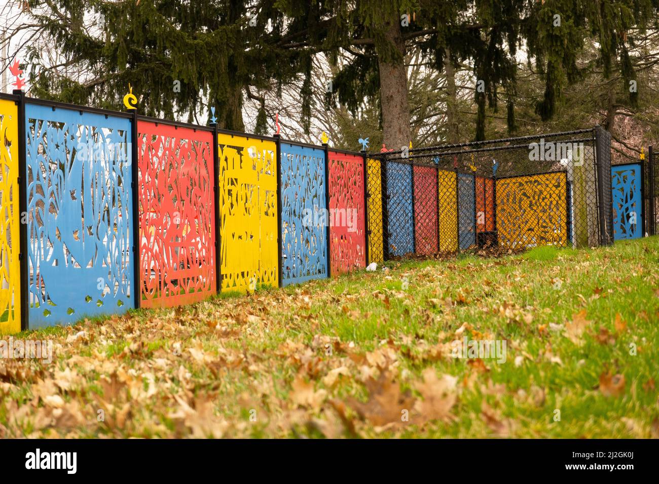 Se déplacer dans la clôture de droite direction par Beatrice Coron dans