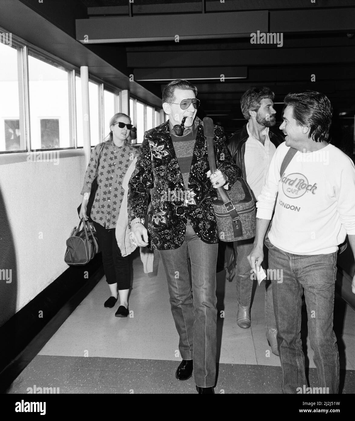 Jerry Lee Lewis à l'aéroport de Heathrow. 2nd avril 1987. Banque D'Images