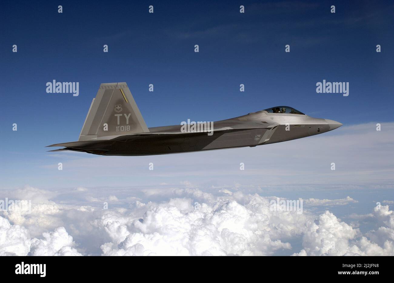 Lockheed Martin F-22 avion de chasse Raptor en vol. Banque D'Images