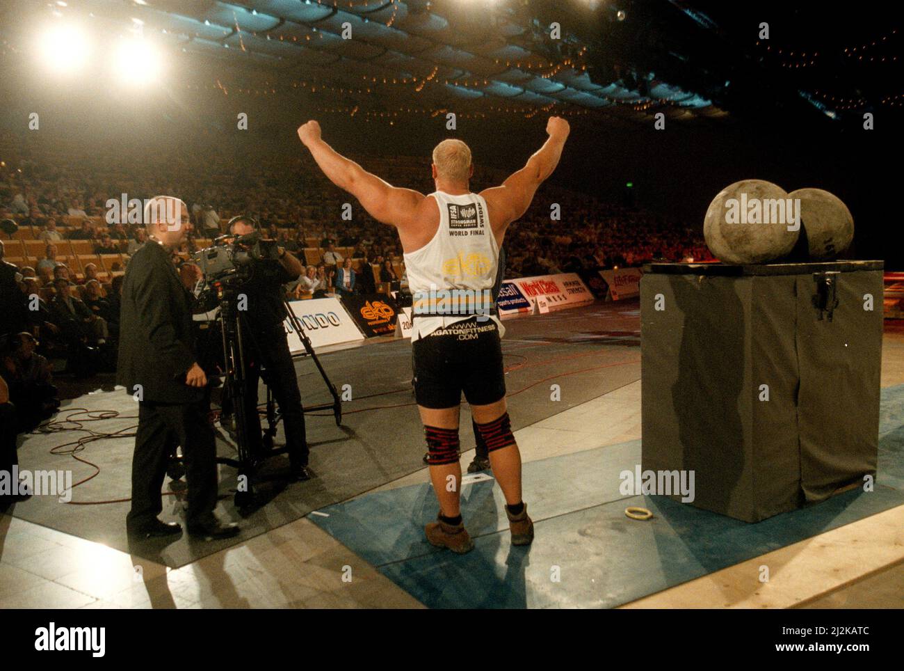 En vertu de sa victoire au Grand Prix de Suède, Magnus Samuelsson a remporté les Superseries de l'IFSA. Samuelsson a amassé le plus de points durant les Superseries d'une année. Banque D'Images En vertu de sa victoire au Grand Prix de Suède, Magnus Samuelsson a remporté les Superseries de l'IFSA. Samuelsson a amassé le plus de points durant les Superseries d'une année. Banque D'Images