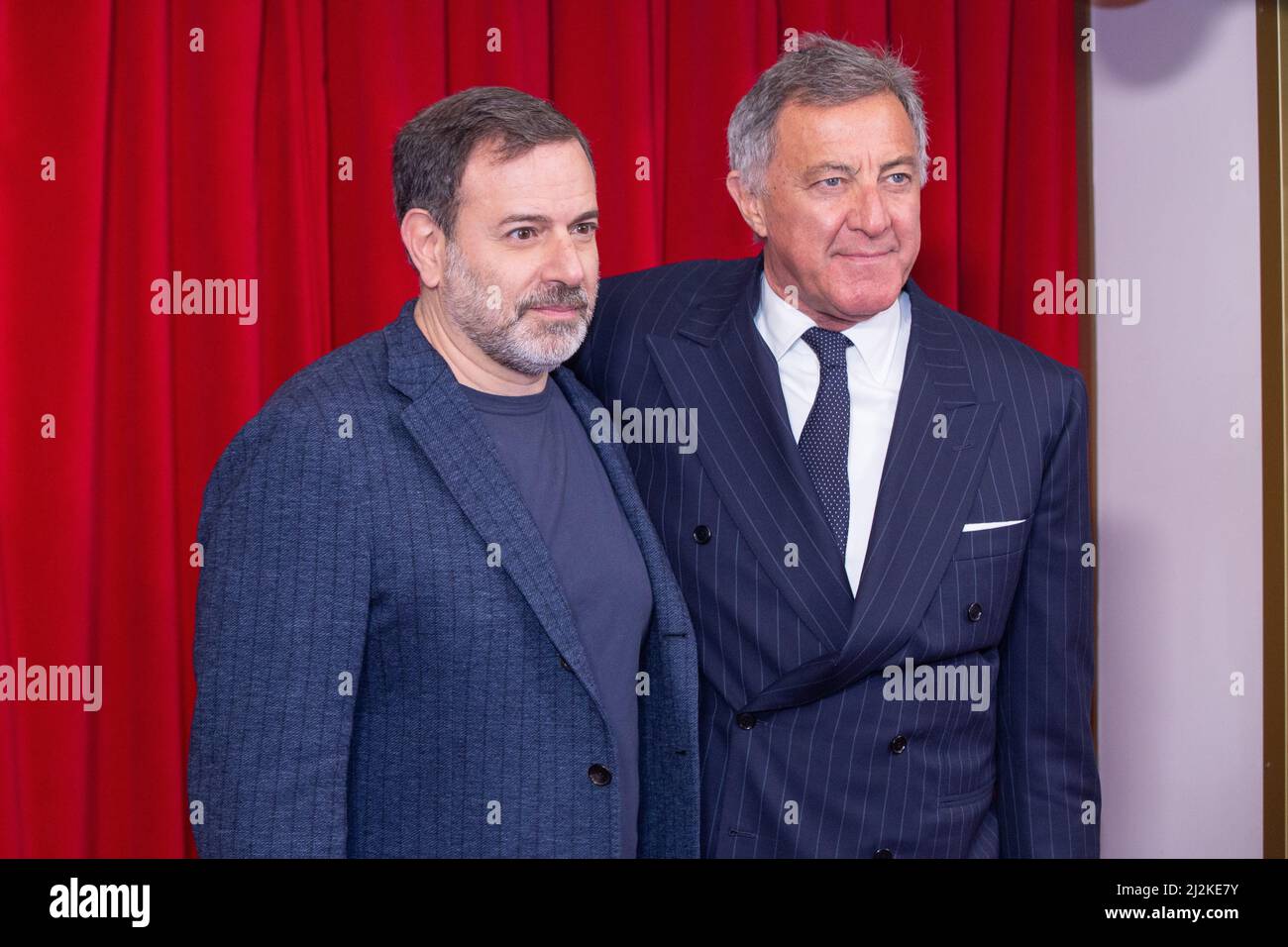 2 avril 2022, Rome, Italie: Fausto Brizzi et le producteur Luca Barbarreschi assistent à la séance photo du film ''Bla Bla Baby'' au théâtre Eliseo de Rome (Credit image: © Matteo Nardone/Pacific Press via ZUMA Press Wire) Banque D'Images