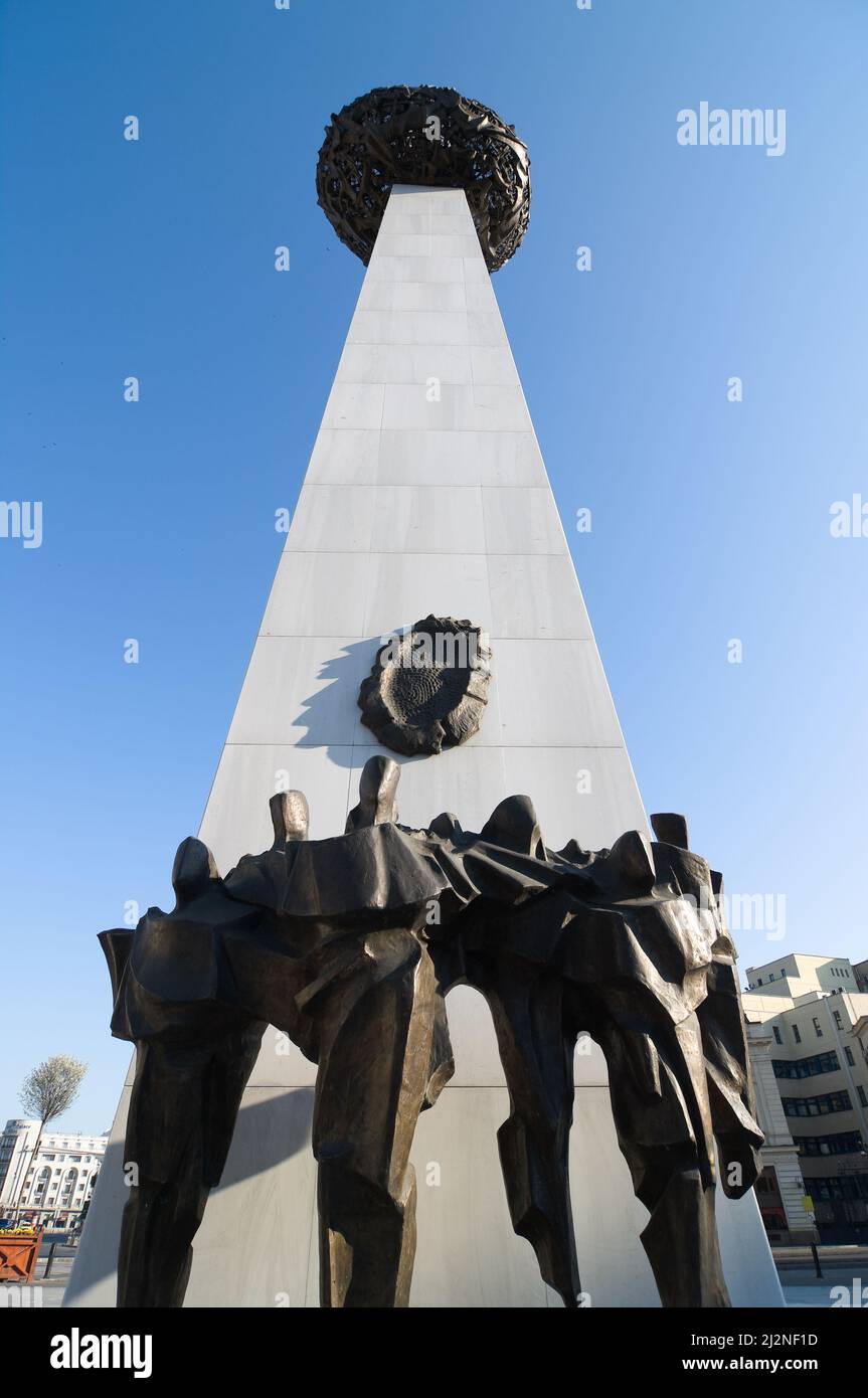 Monument à la Révolution 1989 sur la place de la Révolution, Bucarest, Roumanie Banque D'Images