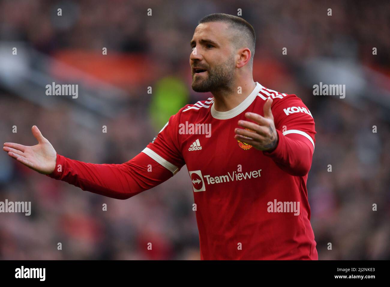 Luke Shaw de Manchester United lors du match de la Premier League à Old Trafford, Grand Manchester, Royaume-Uni. Date de la photo: Samedi 2 avril 2022. Le crédit photo devrait se lire: Anthony Devlin Banque D'Images