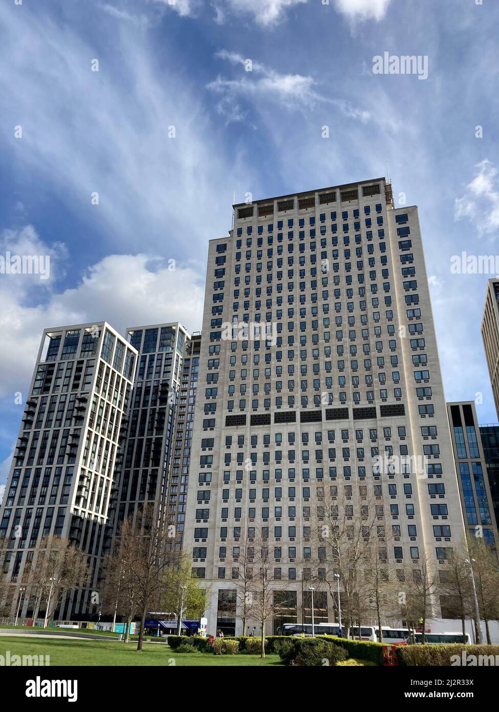 Le quartier général du Shell Centre est situé en bas de l'hôtel, par une journée ensoleillée à Waterloo, à Londres Banque D'Images