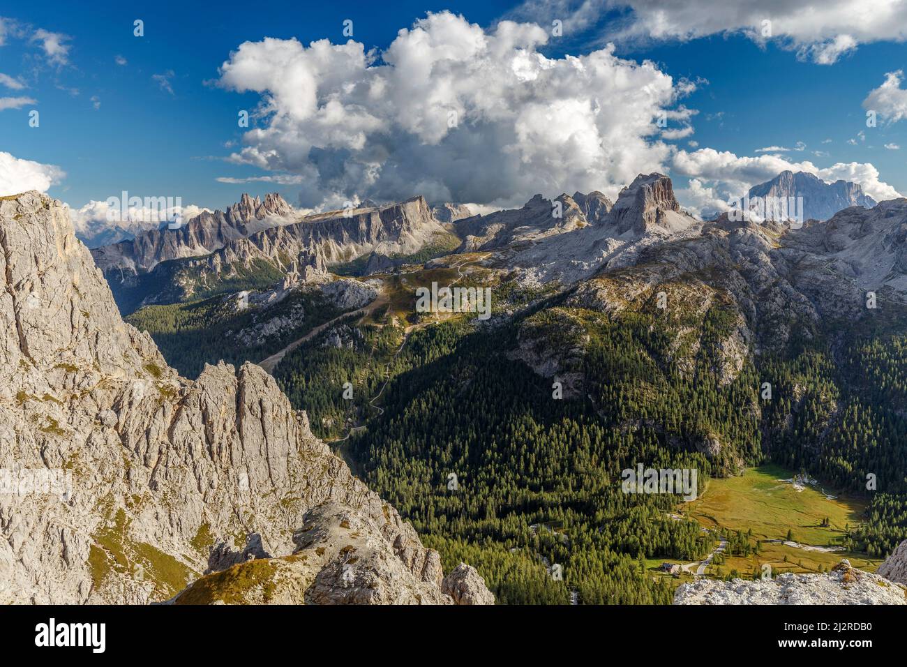 Lagazuoi vue sur la montagne, Dolomites, alpes italiennes Banque D'Images