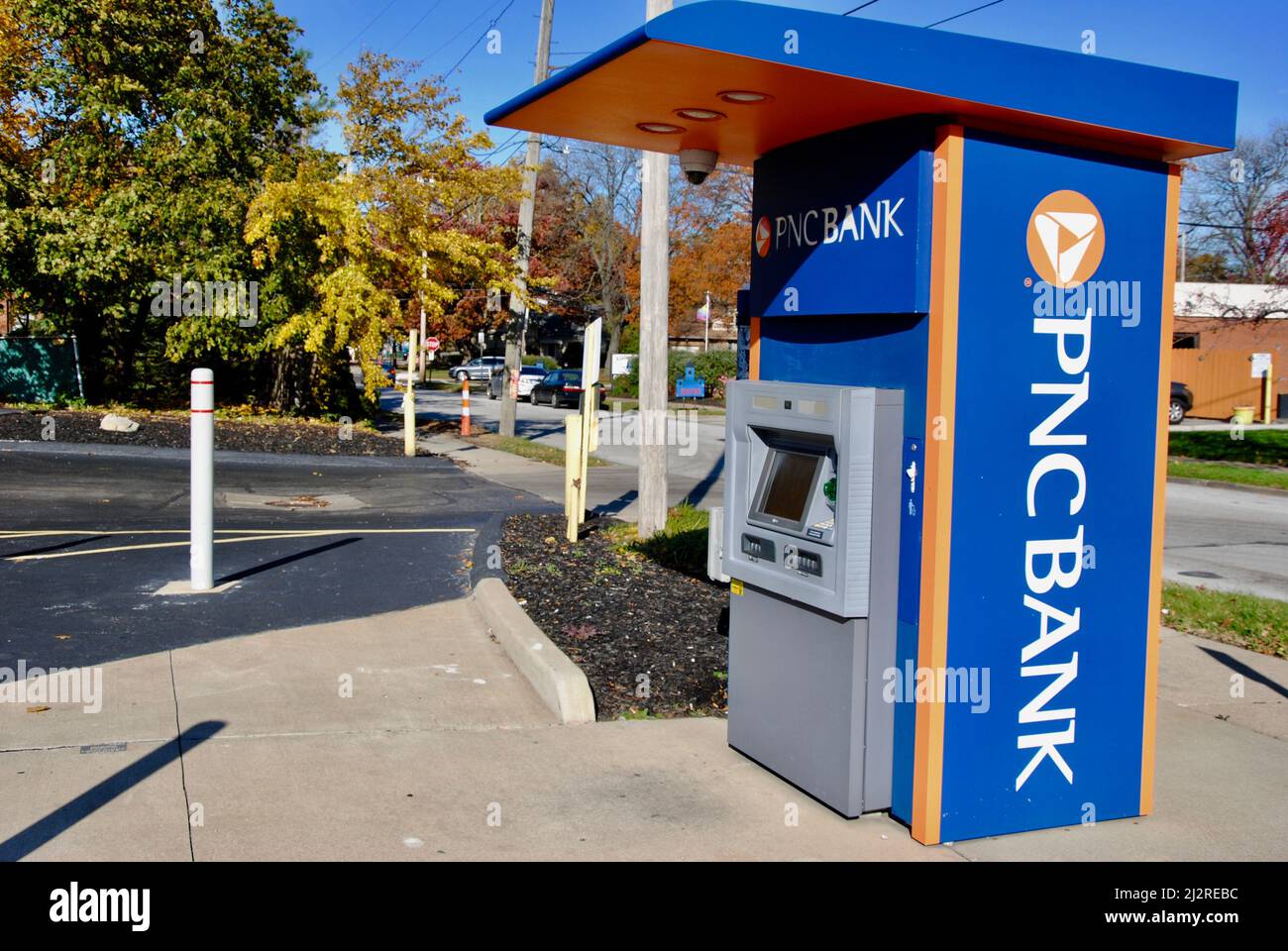 PNC Bank cash machine dans le quartier Edgewater de Cleveland, Ohio Banque D'Images