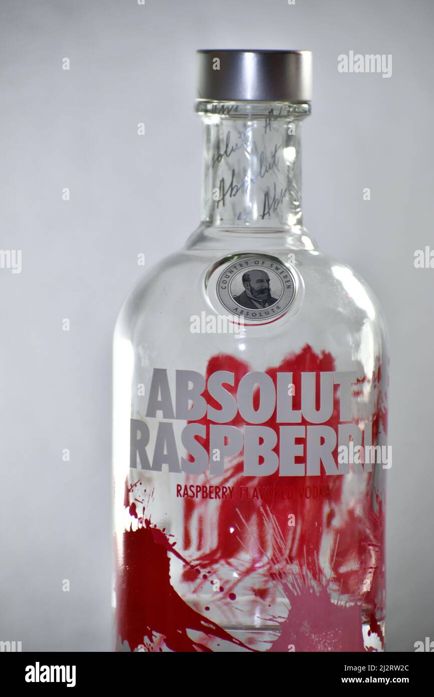 Vodka Absolut Raspberri 70cl Photo Stock - Alamy