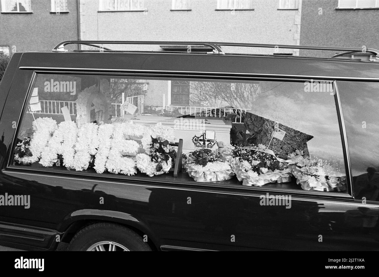 Les funérailles de James Bulger, Kirkby. 1st mars 1993. Banque D'Images