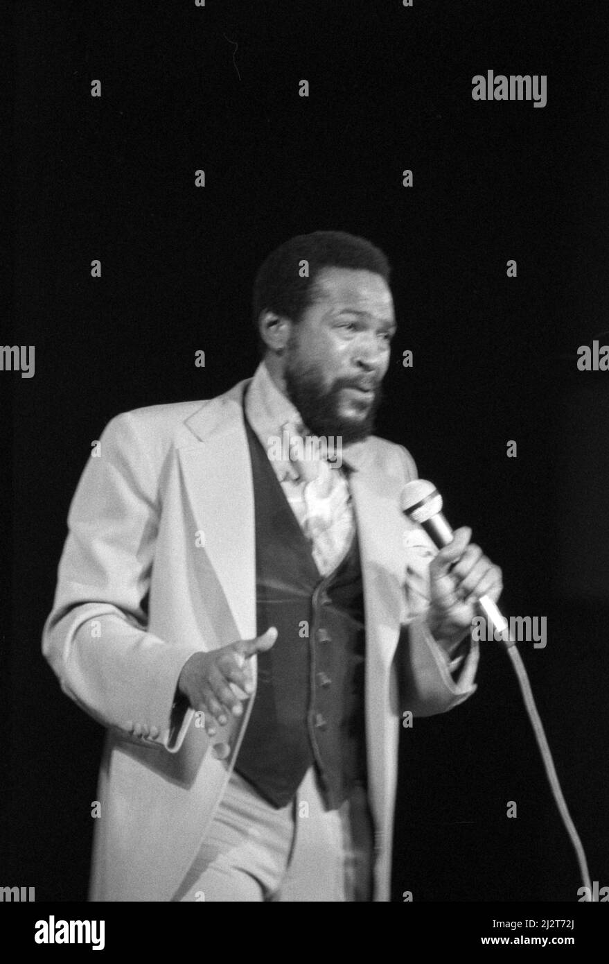 Marvin Gaye se présente au Bingley Hall, Birmingham, Angleterre en 1976. Banque D'Images