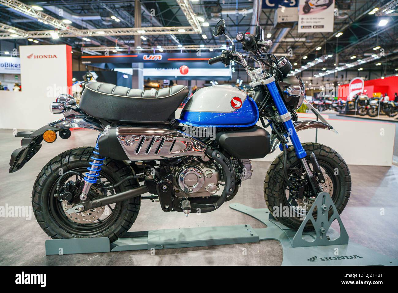 La marque Honda Motorcycle Monkey Model est exposée au salon de la moto  (vive la moto) à Madrid. Vive la moto est la deuxième édition de  l'événement consacré au secteur de la