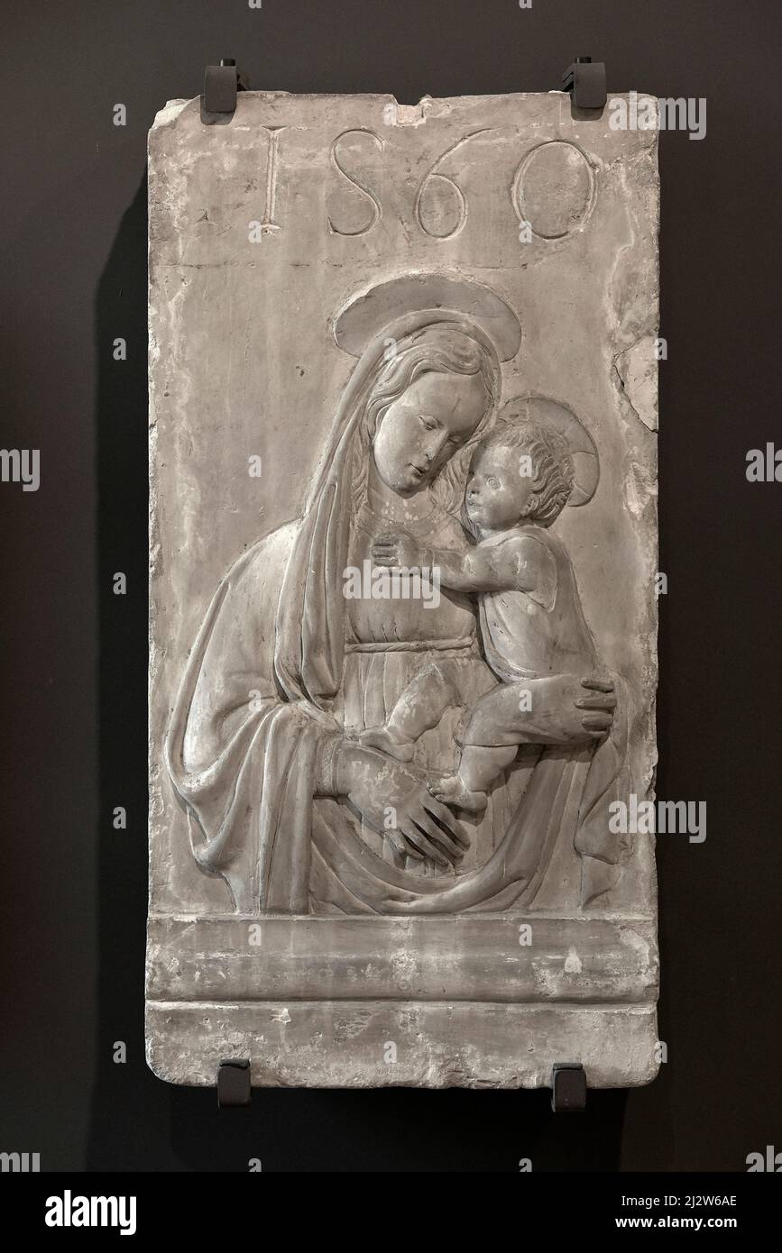 Madonna avec l'enfant - plâtre - 16th siècle - Ferrara, Italie, Casa Romei, Musée d'Ottocento Banque D'Images