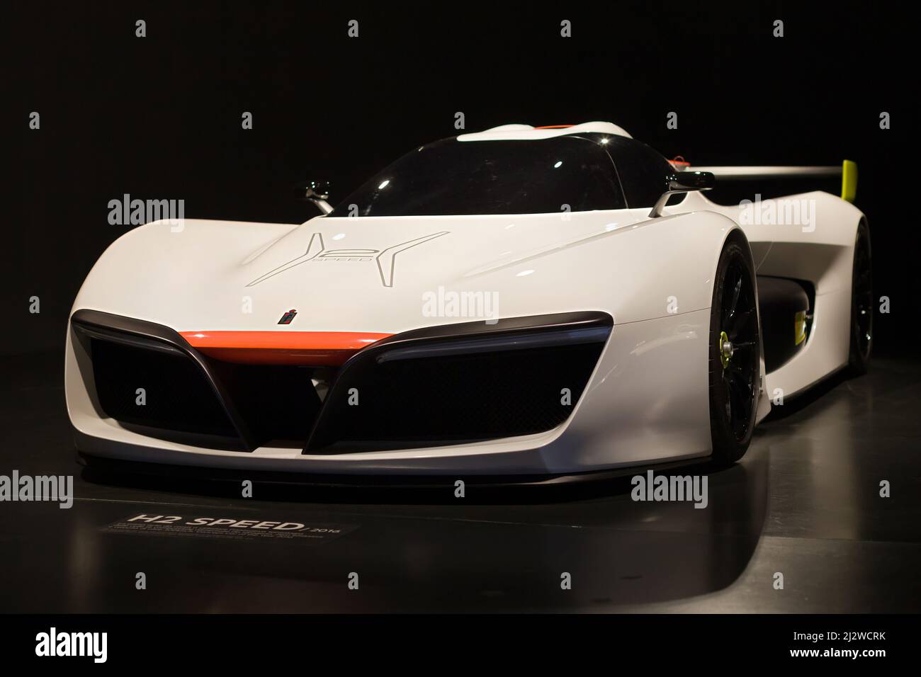 Turin, Italie - 14 août 2021: Pininfarina H2 Speed présenté au Musée national de l'automobile (MAUTO) à Turin, Italie. Banque D'Images