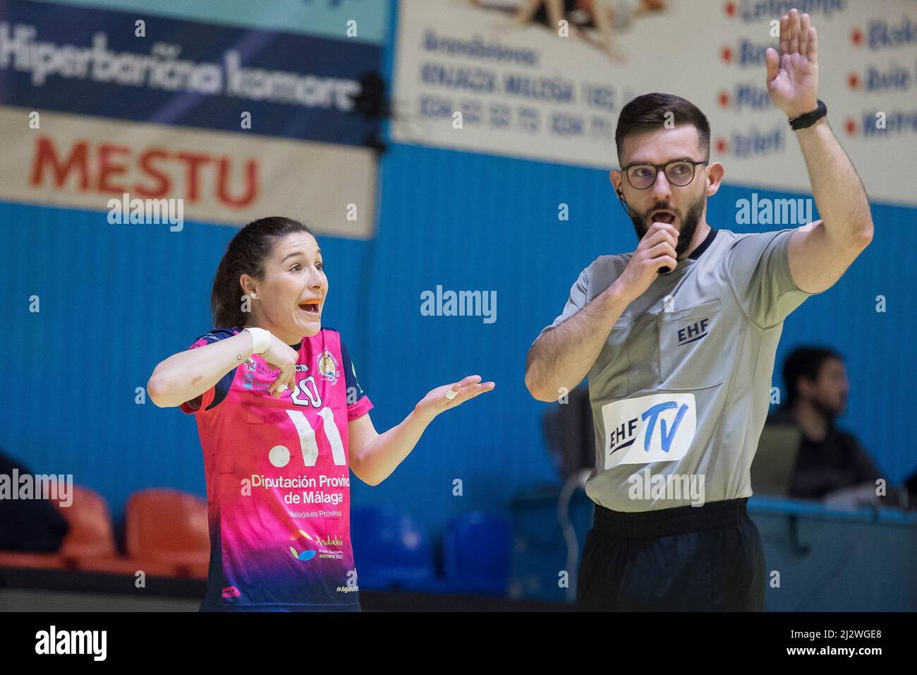 Arandjelovac, Serbie, 2nd avril 2022. Esperanza Lopez Jimenez, de la Costa del sol Malaga, réagit lors du match de la coupe européenne des femmes de l'EHF entre ZRK Bekament Bukovicka Banja et la Costa del sol Malaga à Arandjelovac, Serbie. 2 avril 2022. Crédit : Nikola Krstic/Alay Banque D'Images