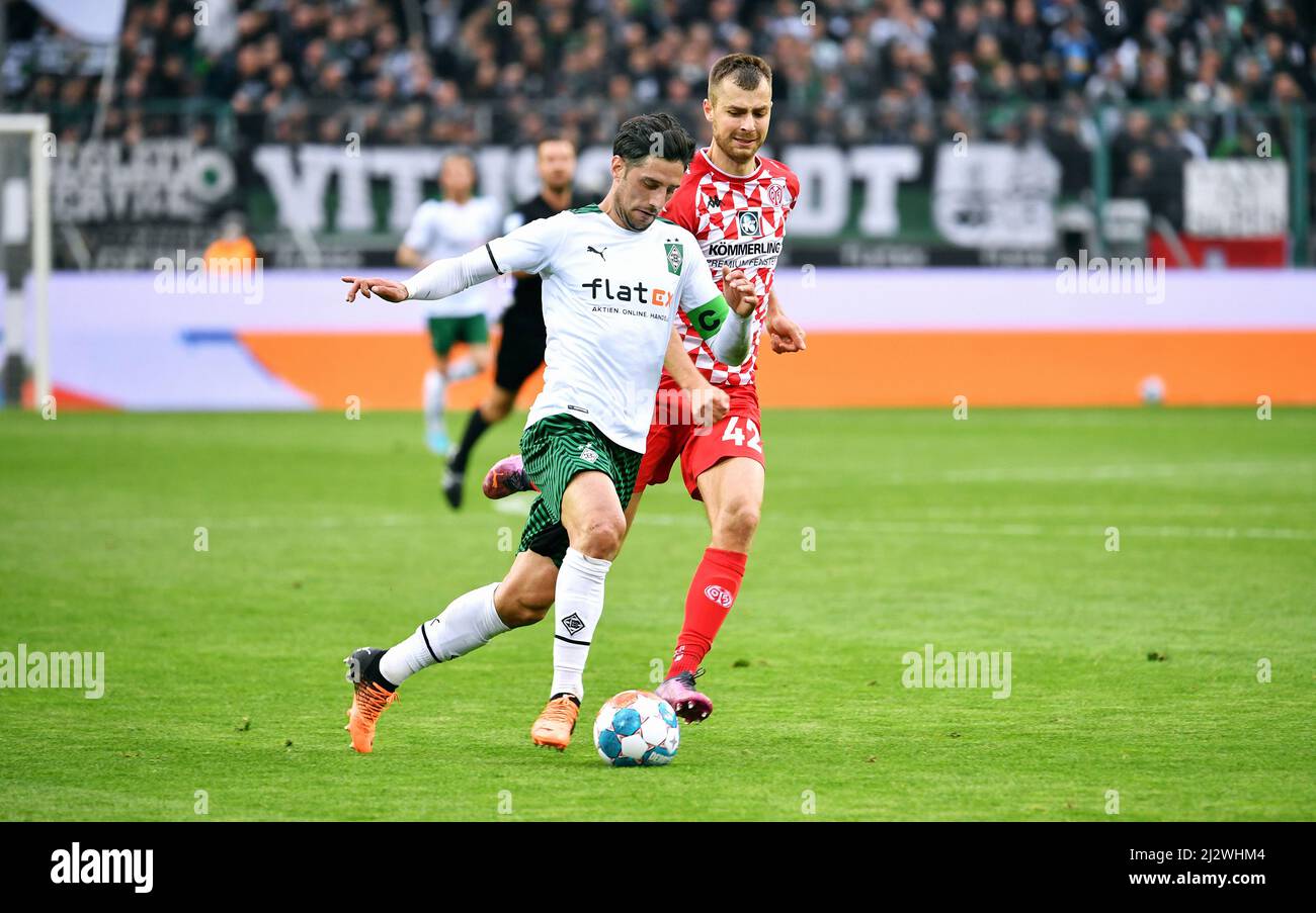 Bundesliga, Borussia Park Mönchengladbach: Borussia Mönchengladbach vs FSV Mainz 05; Lars Stindl, Alexander Hack Banque D'Images