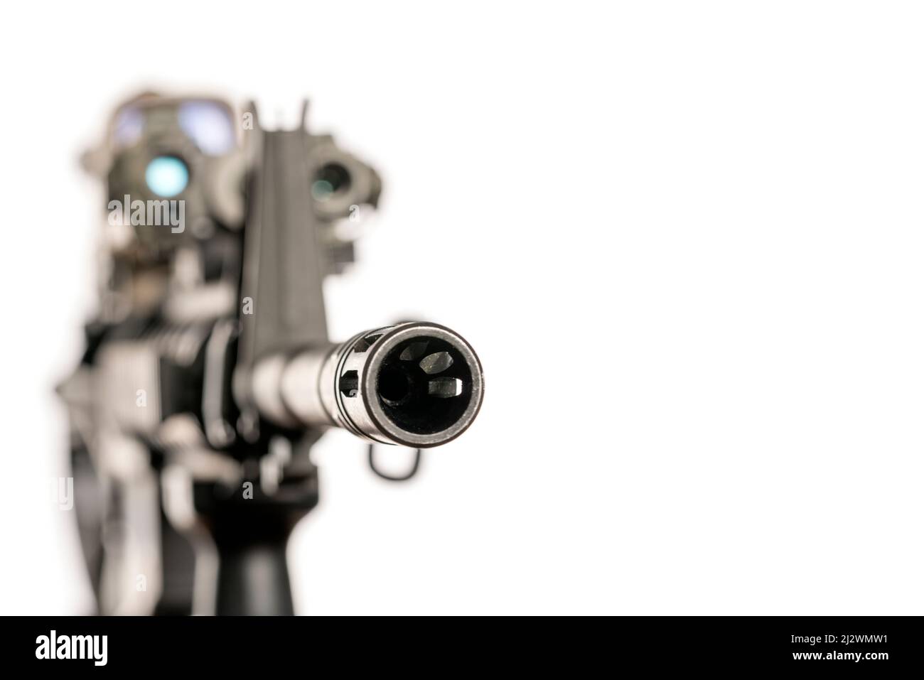 fusil m4 avec vue optique et dispositif laser sur fond blanc Banque D'Images