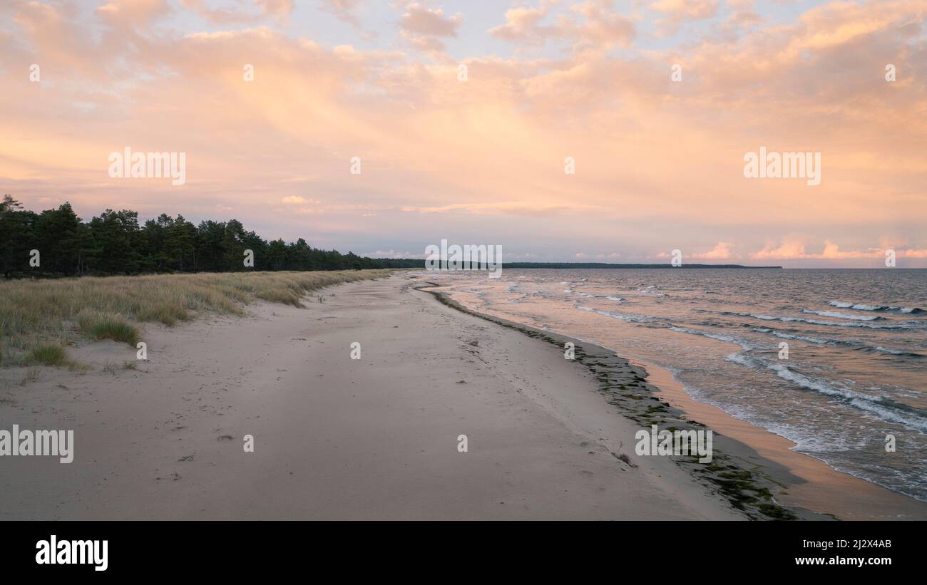Lyckesand Strand auf der Insel Öland im Osten von Schweden von oben im Sonnenuntergang Banque D'Images