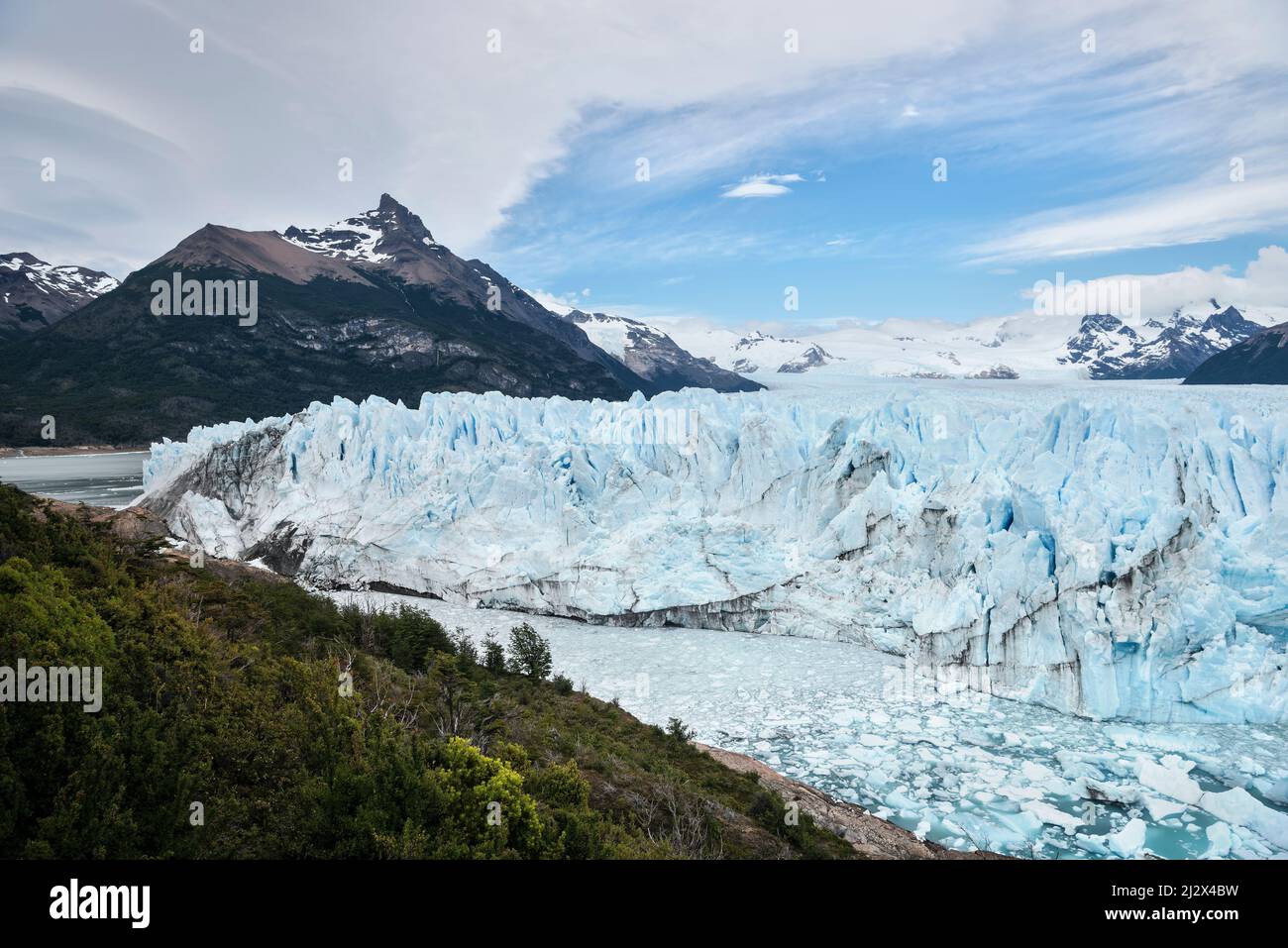 Glacier Perito Moreno, parc national de Los Glaciares, Lago Argentino, province de Santa Cruz, Patagonie, Argentine, Amérique du Sud, site classé au patrimoine mondial de l'UNESCO Banque D'Images