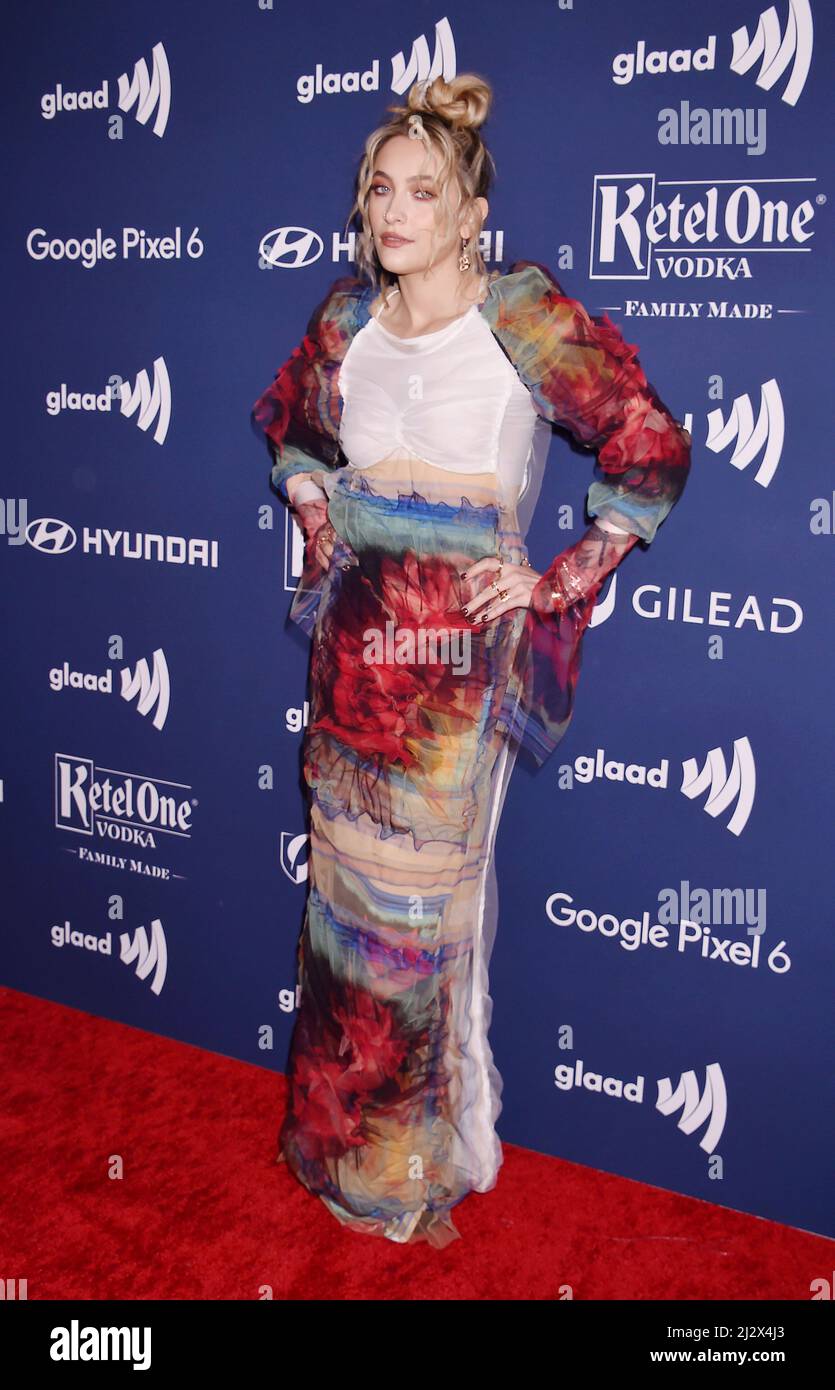 BEVERLY HILLS, CA - 02 AVRIL : Paris Jackson participe aux Oscars annuels de médias GLAAD 33rd à l'hôtel Beverly Hilton le 02 avril 2022 à Beverly Hills, Californie. Crédit : Jeffrey Mayer/JTMphotos/MediaPunch Banque D'Images