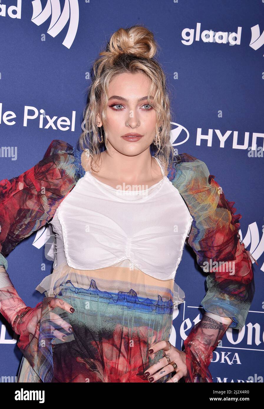 BEVERLY HILLS, CA - 02 AVRIL : Paris Jackson participe aux Oscars annuels de médias GLAAD 33rd à l'hôtel Beverly Hilton le 02 avril 2022 à Beverly Hills, Californie. Crédit : Jeffrey Mayer/JTMphotos/MediaPunch Banque D'Images