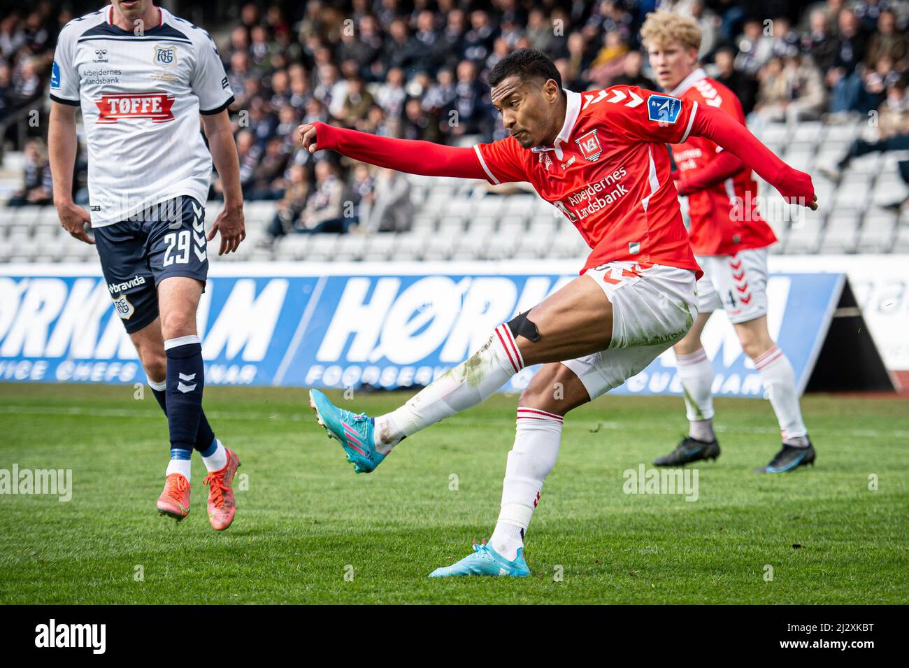 Aarhus, Danemark,.03rd, avril 2022. Allan Sousa (10) de Vejle vu pendant le match Superliga de 3F entre Aarhus GF et Vejle Boldklub au parc Ceres à Aarhus. (Crédit photo: Gonzales photo - Morten Kjaer). Banque D'Images