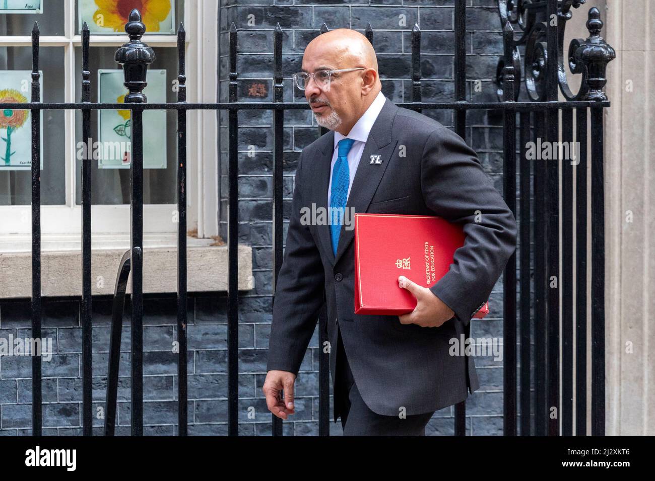 Le député de Nadhim Zahawi, secrétaire d'État à l'éducation, est vu au 10 Downing Street avant les réunions hebdomadaires du cabinet. Banque D'Images