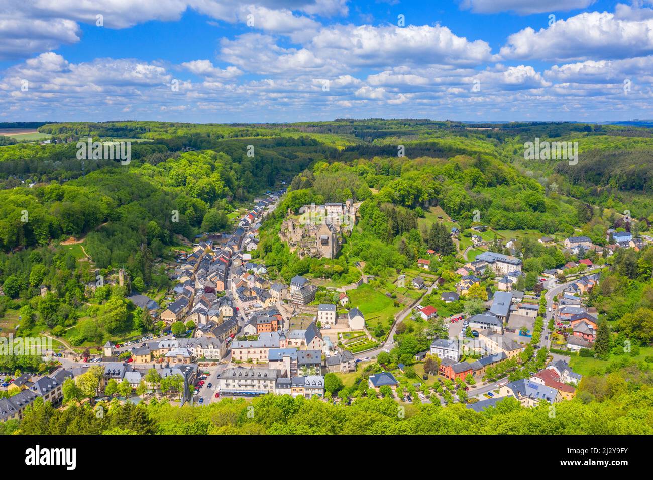 Vue aérienne de Larochette (Fels), canton de Mersch, Grand-Duché de Luxembourg Banque D'Images