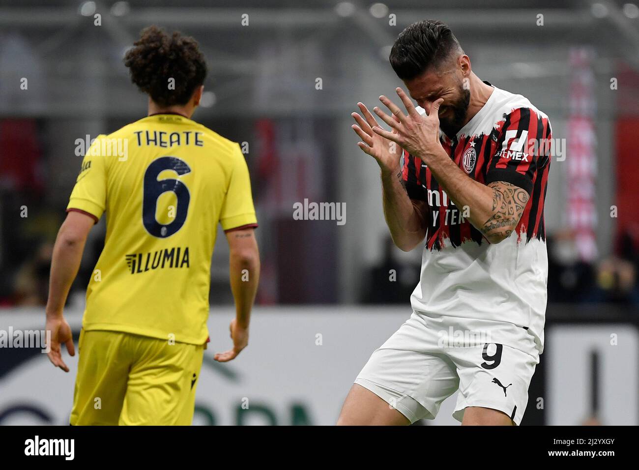 Roma, Italie. 04th avril 2022. Olivier Giroud de Milan pendant la série Un match de football entre Milan et Bologne au stade Giuseppe Meazza de Milan (Italie), 4th avril 2022. Photo Andrea Staccioli/Insidefoto crédit: Insidefoto srl/Alamy Live News Banque D'Images