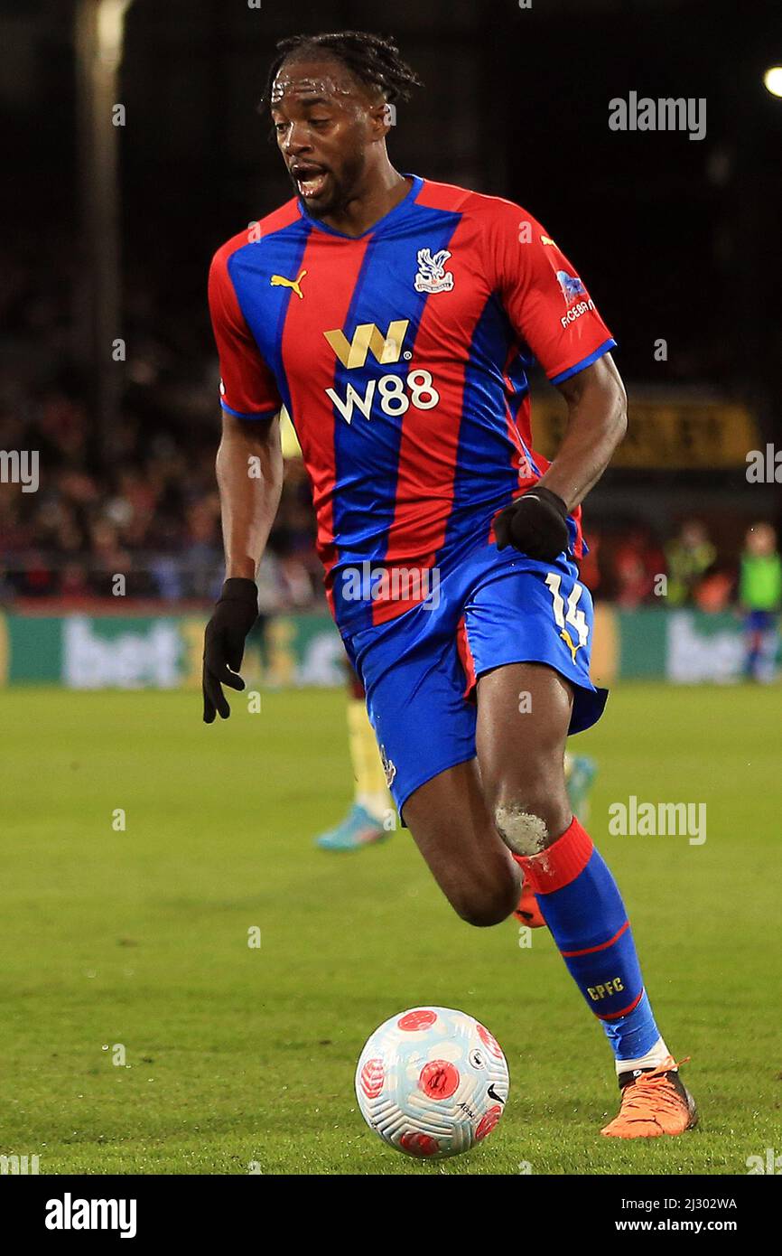 Londres, Royaume-Uni. 04th avril 2022. Jean-Phillippe Mateta de Crystal Palace en action pendant le match. Match de première ligue, Crystal Palace v Arsenal au stade Selhurst Park à Londres le lundi 4th avril 2022. Cette image ne peut être utilisée qu'à des fins éditoriales. Utilisation éditoriale uniquement, licence requise pour une utilisation commerciale. Aucune utilisation dans les Paris, les jeux ou les publications d'un seul club/ligue/joueur. photo par Steffan Bowen/Andrew Orchard sports photographie/Alay Live news crédit: Andrew Orchard sports photographie/Alay Live News Banque D'Images