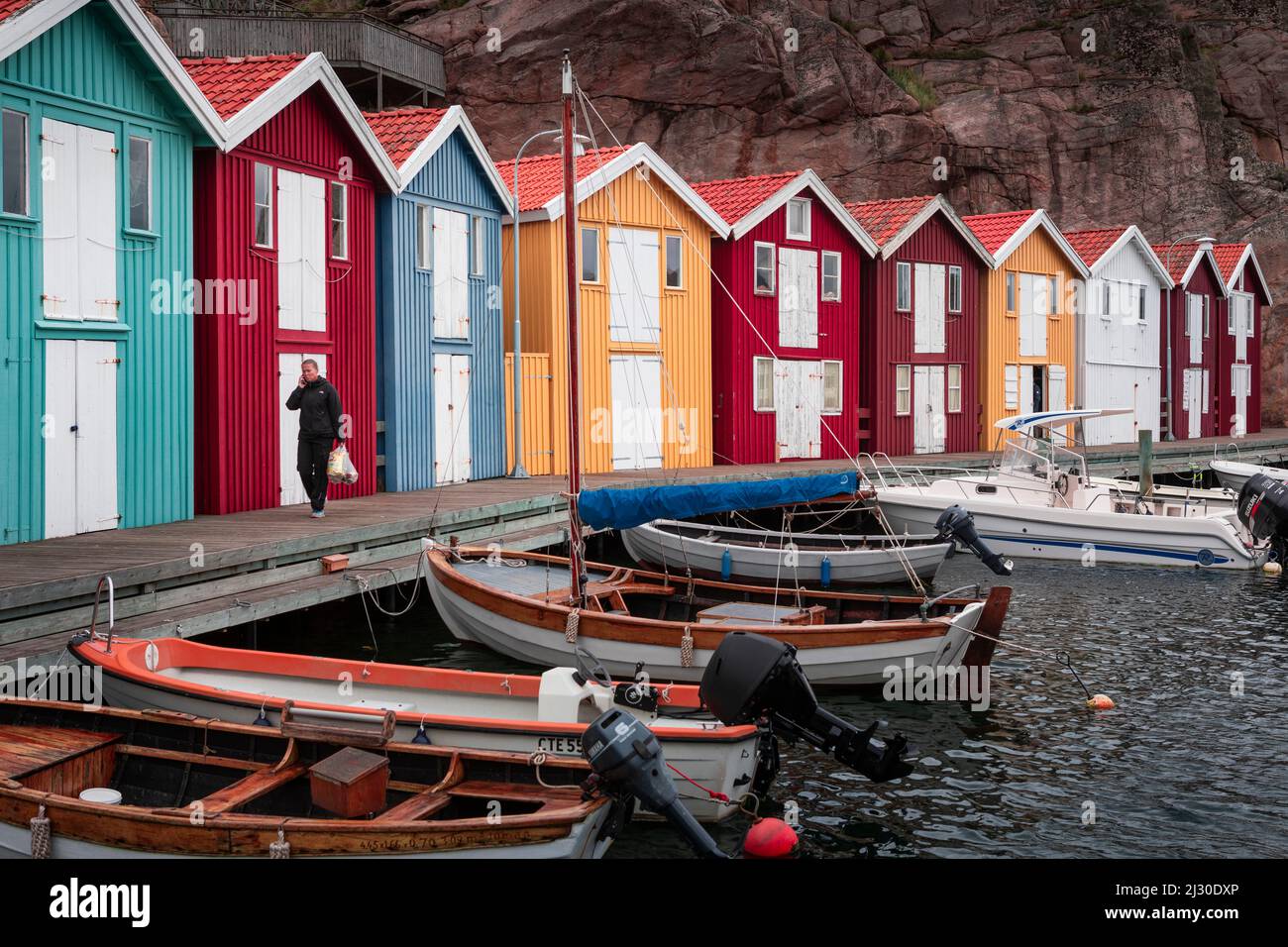 Serres colorées à Smögen sur la côte ouest de la Suède Banque D'Images