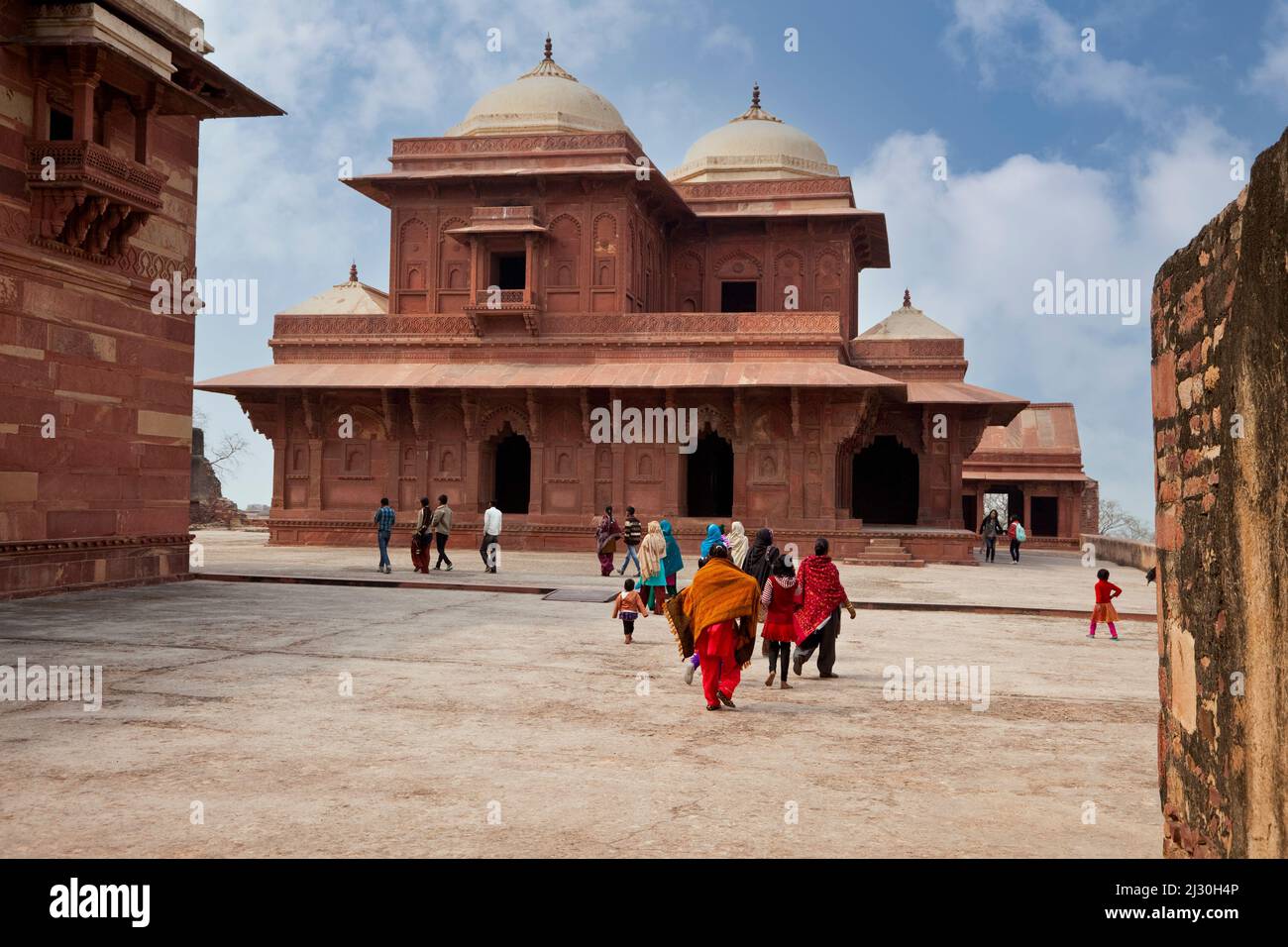 Fatehpur Sikri, Uttar Pradesh, Inde. Birbal's Palace, une résidence pour les femmes séniors de l'empereur Jalal el-DIN Akbar. Structure hindoue, dômes islamiques. Banque D'Images