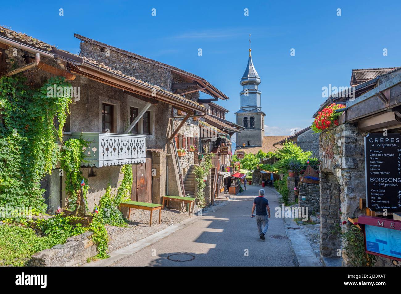 Allée en Yvoire, département de haute-Savoie, Auvergne-Rhône-Alpes, France Banque D'Images