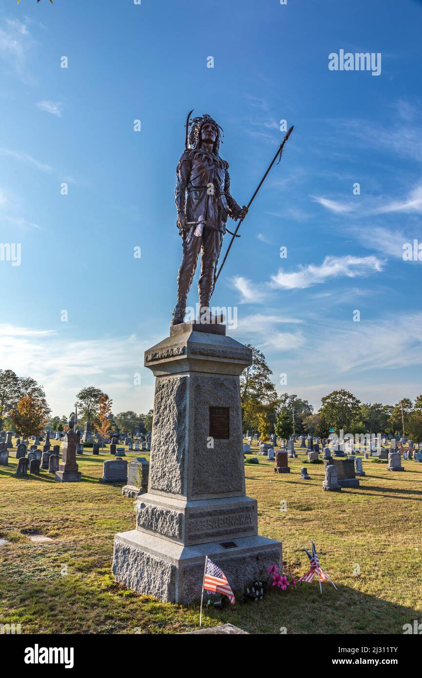 LOWELL, MASSACHUSETTS, États-Unis - SEP 26, 2017: Tombe de l'aspinquid indien, chef des Penacooks, également appelé le saint indien. Banque D'Images