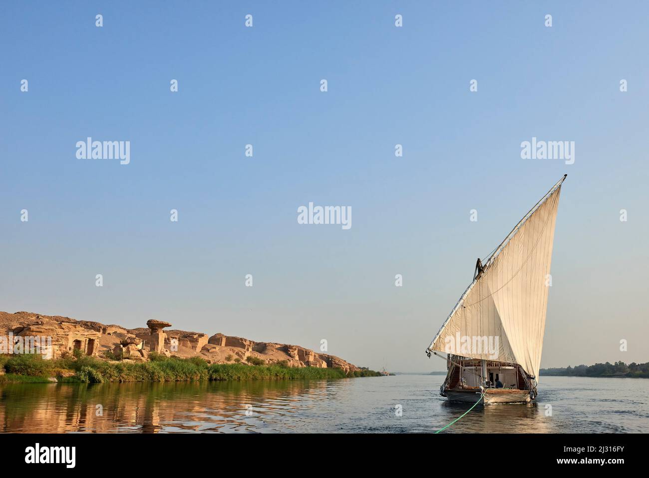 bateau lazulli,egypte,nil , paysage Banque D'Images