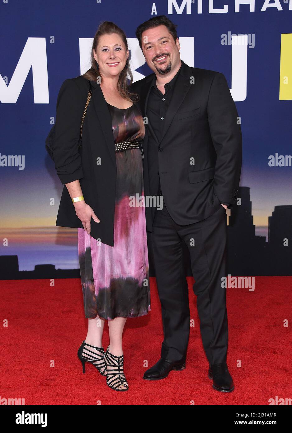 James Vanderbilt et Amber Freeman arrivent à la première Ambulance de Los Angeles au musée Academy le 04 avril 2022 à Los Angeles, CA. © OConnor/AFF-USA.com crédit : AFF/Alamy Live News Banque D'Images