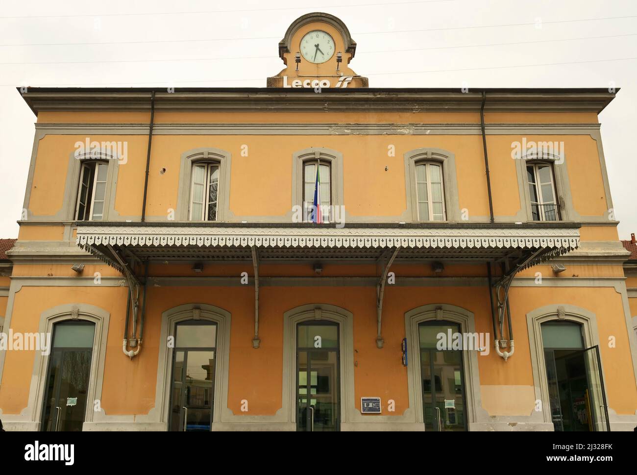 Gare de Lecco à Milan, Lombardie, Italie. Banque D'Images