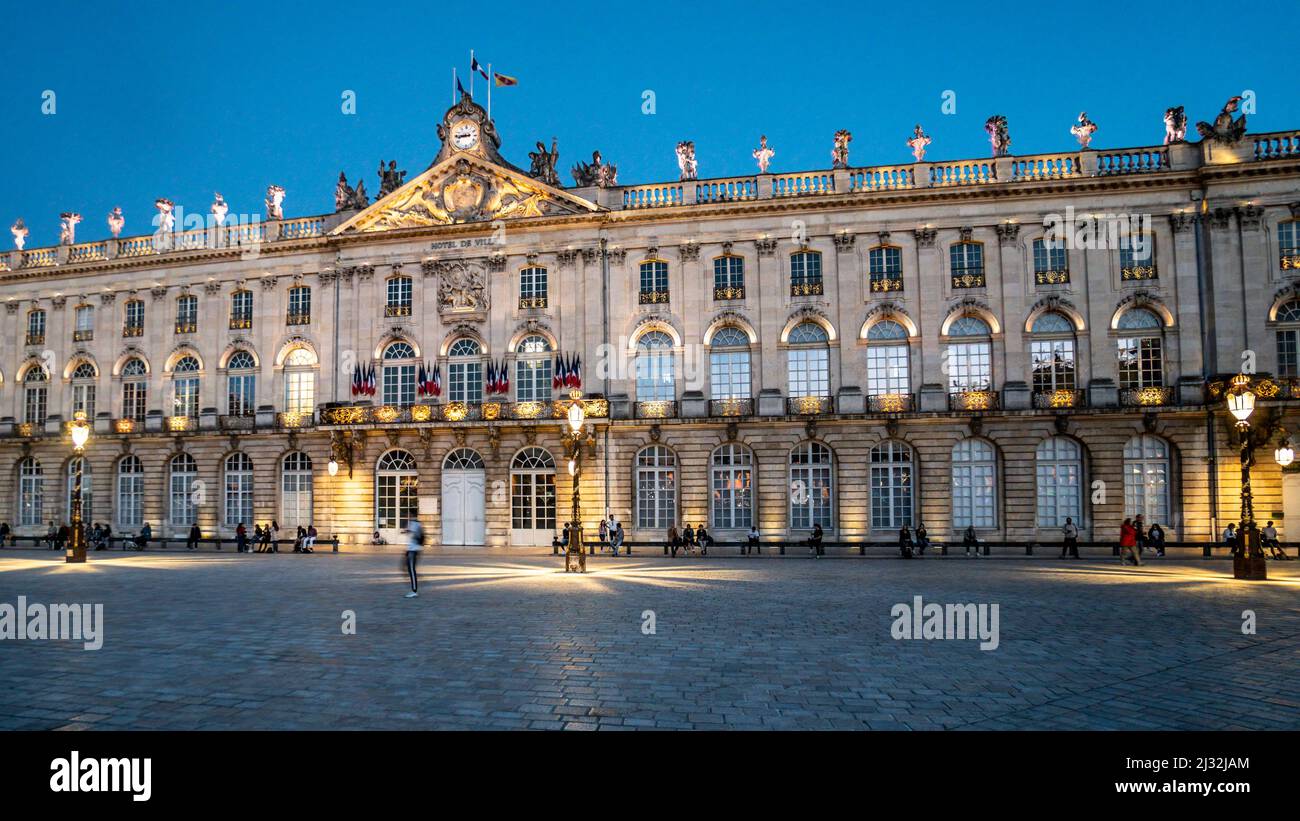 Hôtel de ville, Hôtel de ville de Nancy, site classé au patrimoine mondial de l'UNESCO, Blue Hour, Nancy, Lorraine, France, Europe Banque D'Images