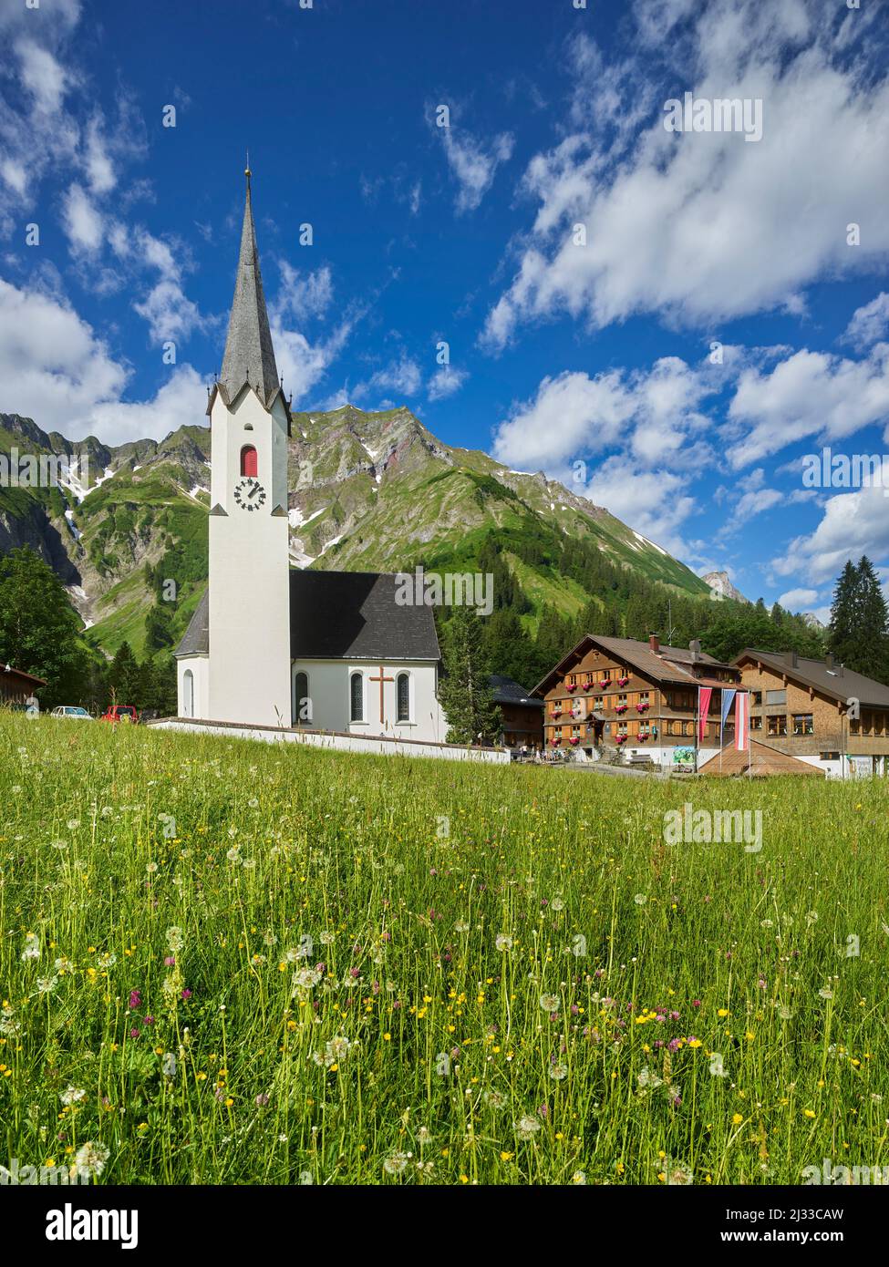 Église de Schröcken, Hochberg, Lechquellen Mountains, Vorarlberg, Autriche Banque D'Images