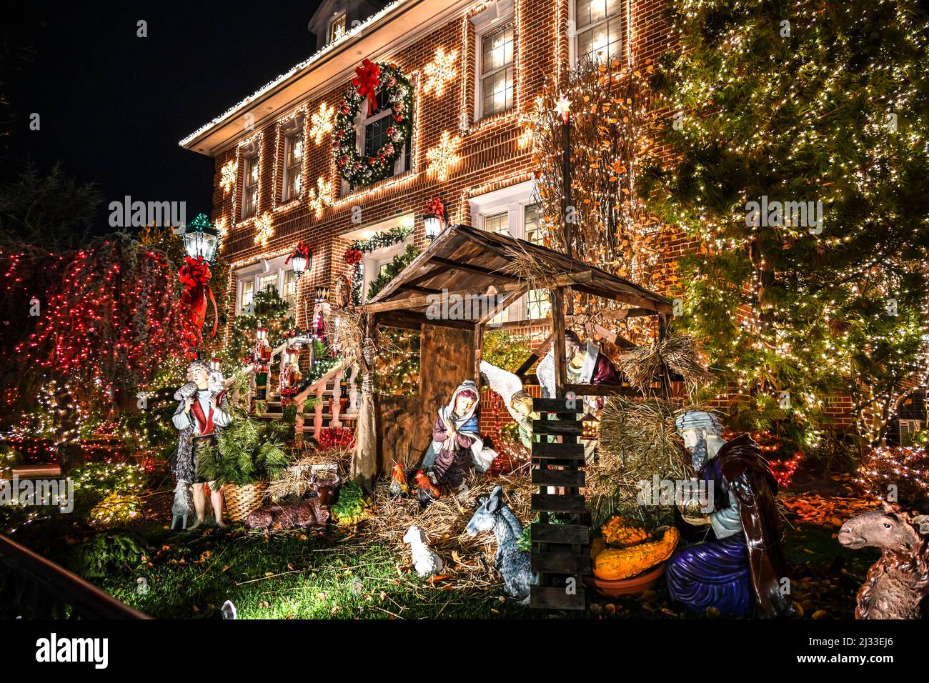 La maison de Dyker Height est décorée pour Noël à Brooklyn New York Banque D'Images