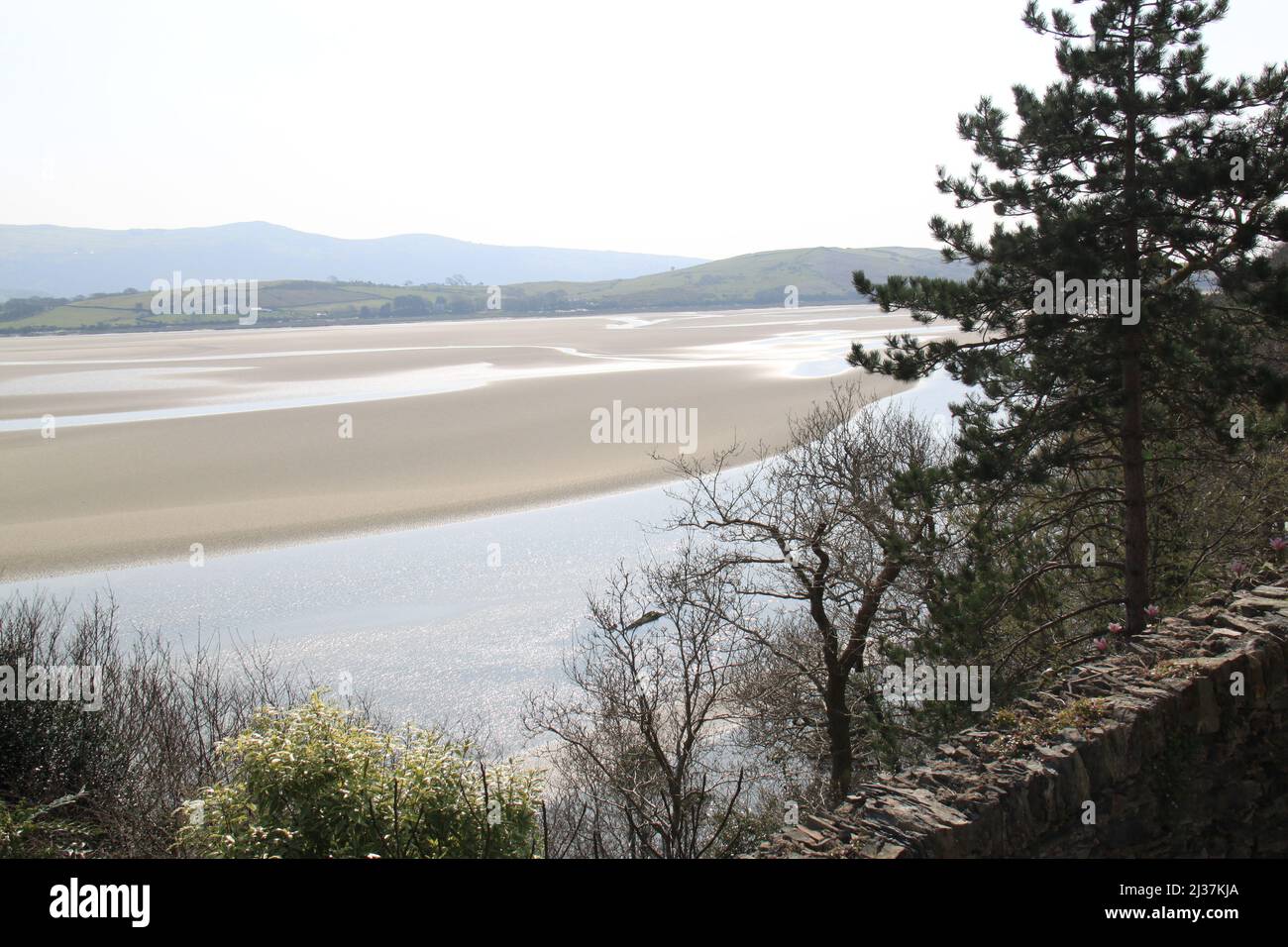 Portmeirion est un charmant village de style italiané sur la côte du nord du pays de Galles, conçu et construit par Sir Clough Williams-Ellis - Royaume-Uni, PETER GRANT Banque D'Images