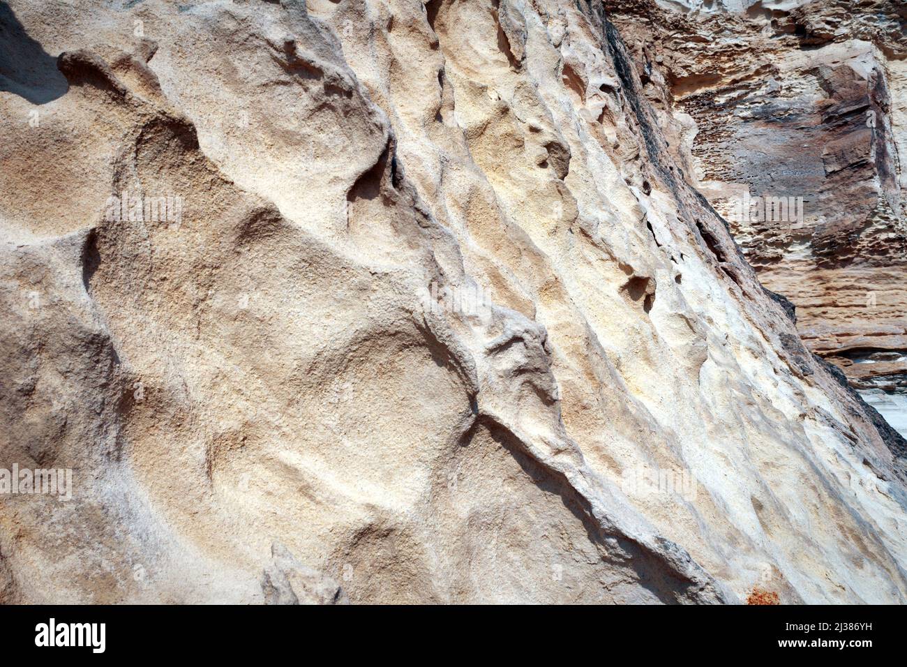 Sable Surface rock. Côte rocheuse de la mer Caspienne. Banque D'Images